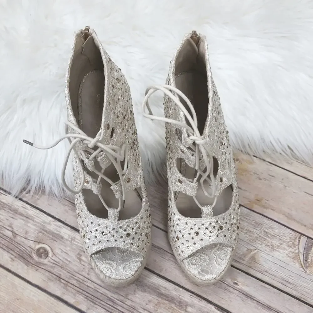 Catherine Malandrino Women's Cream‎ Espadrilles Bemecall Wedge Shoe Size 8